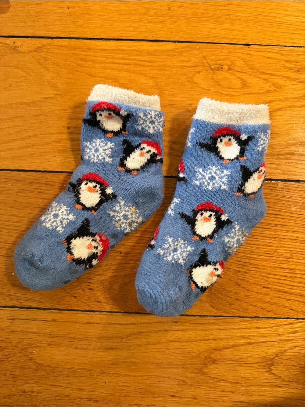 Blue Penguin Pattern Kids Cozy Socks